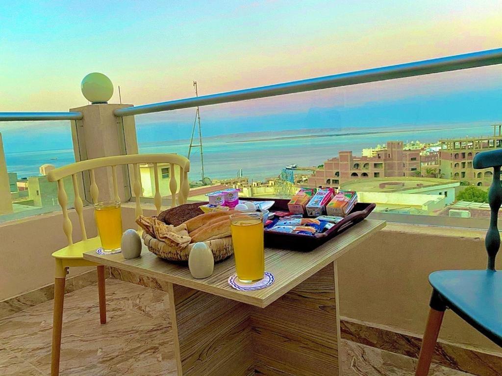 Charbel Aparthotel 3*
