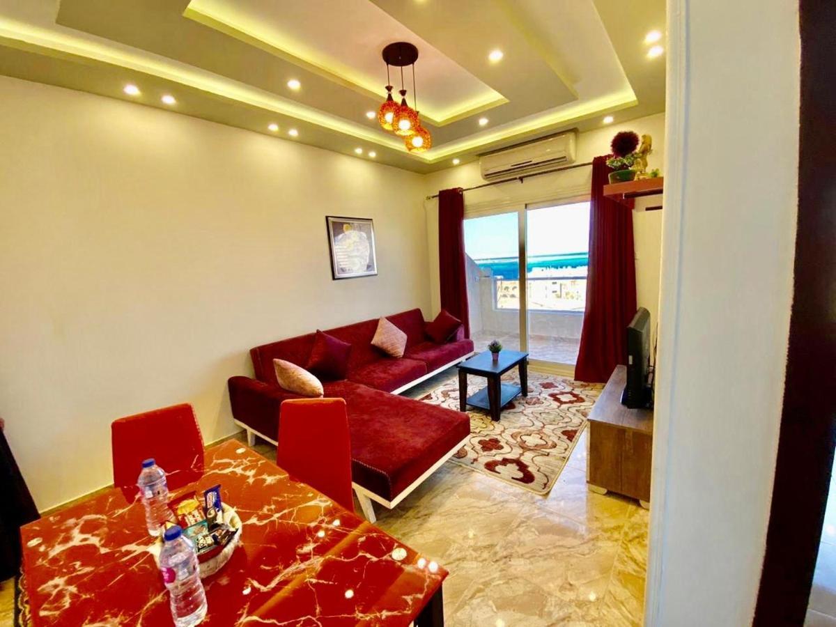 Charbel Aparthotel