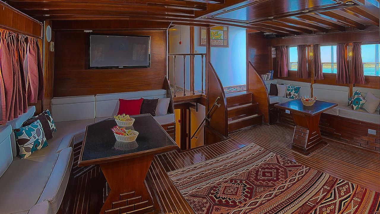 Botel La Vela