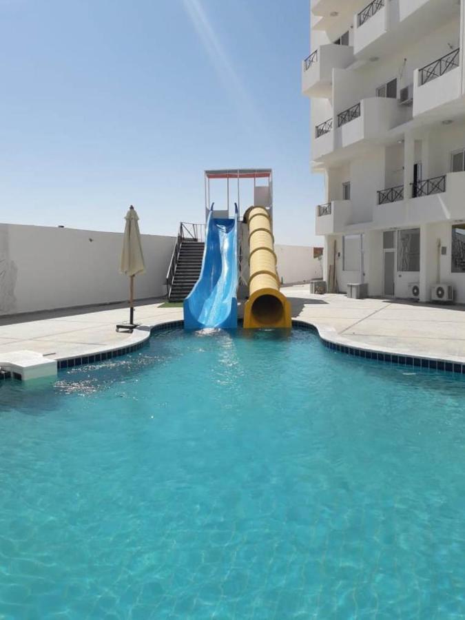 Taranto Near The Sea Redsealine Hurghada