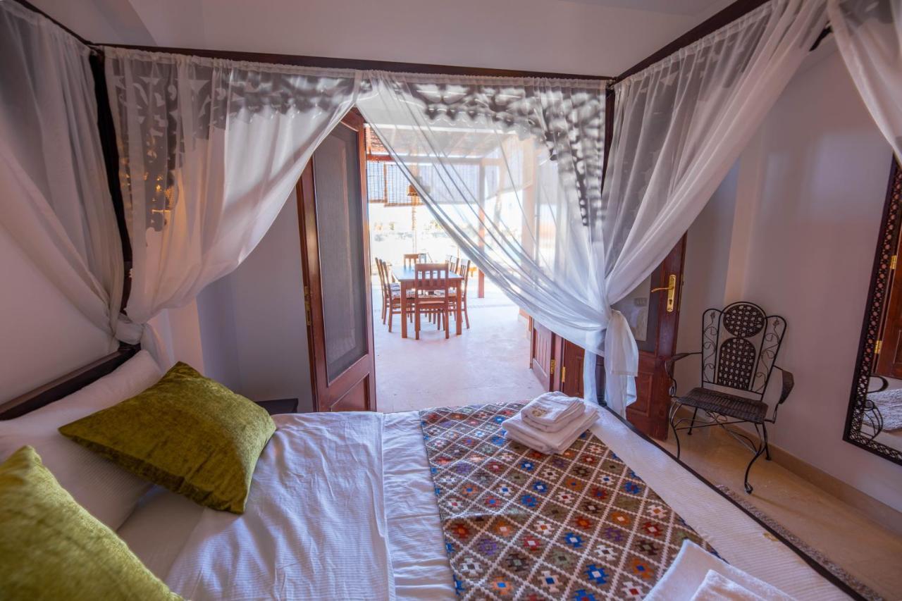 Villa Charming Lagoon With Pool Egyptian Style -sabina 117
