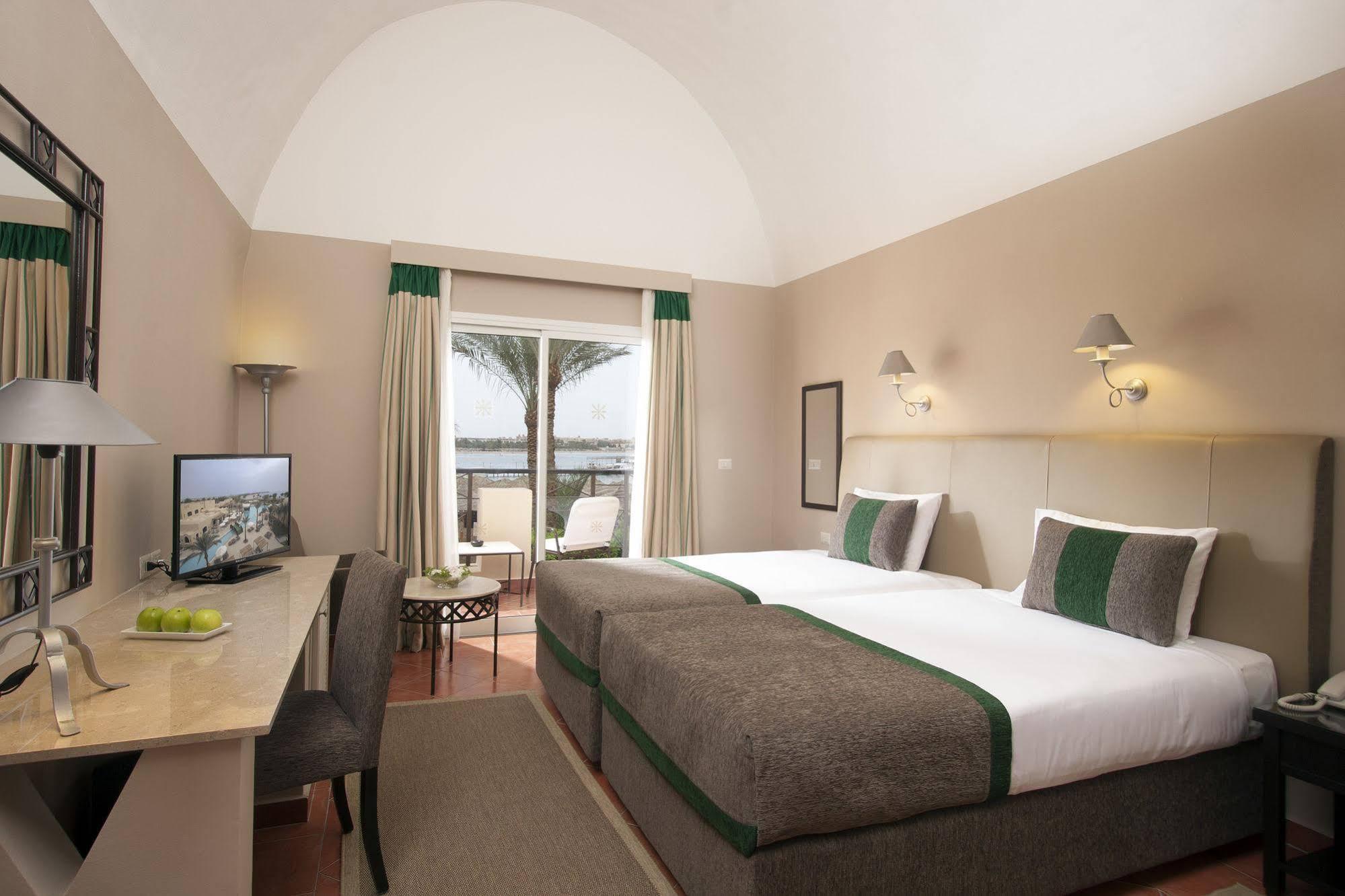 Resort Jaz Makadina 5*