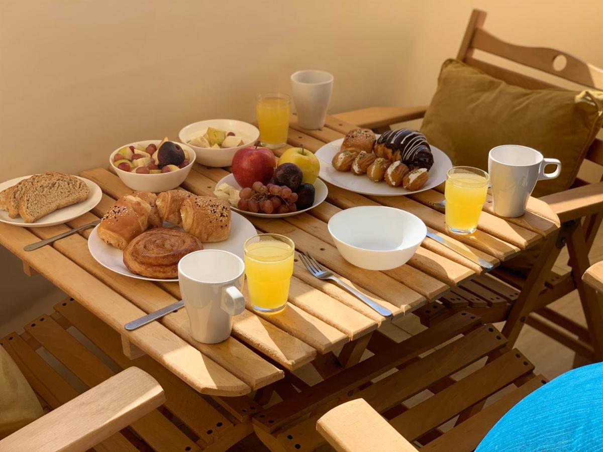 Luxury Self-catering & Studios, Al Dau Heights Apartment *