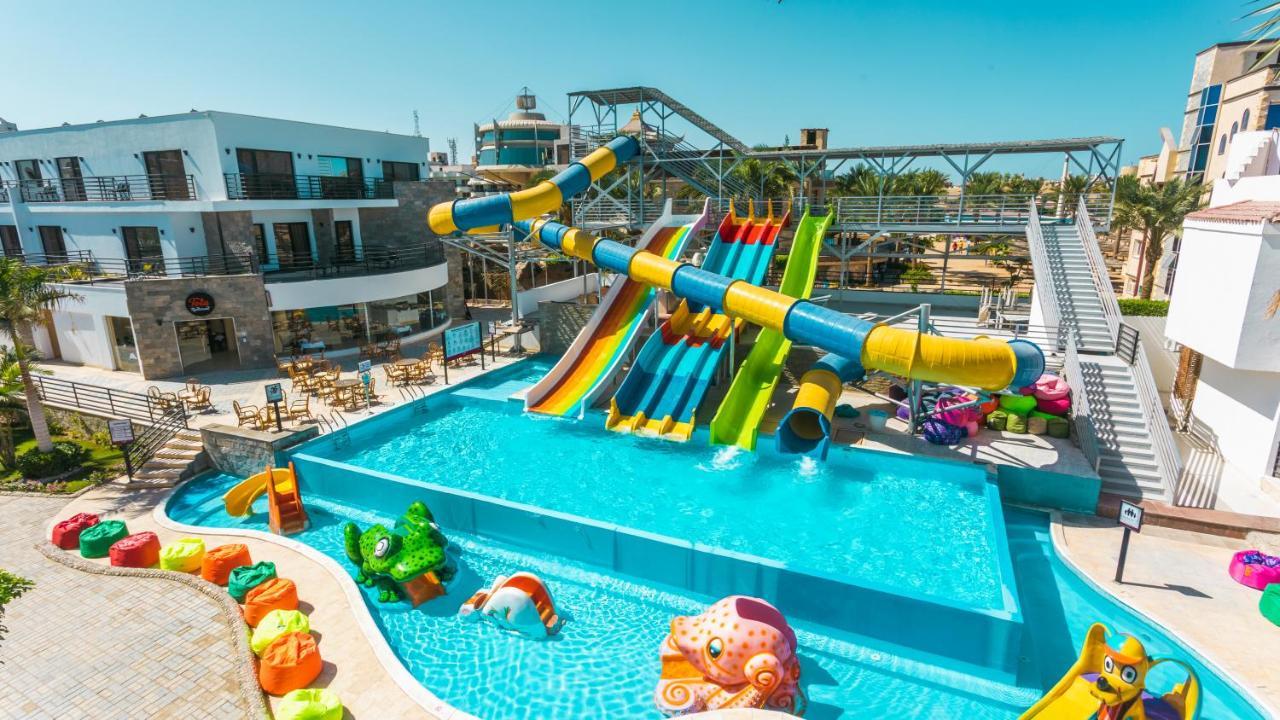 La Rosa Waves - Couple & Families Only Hotel