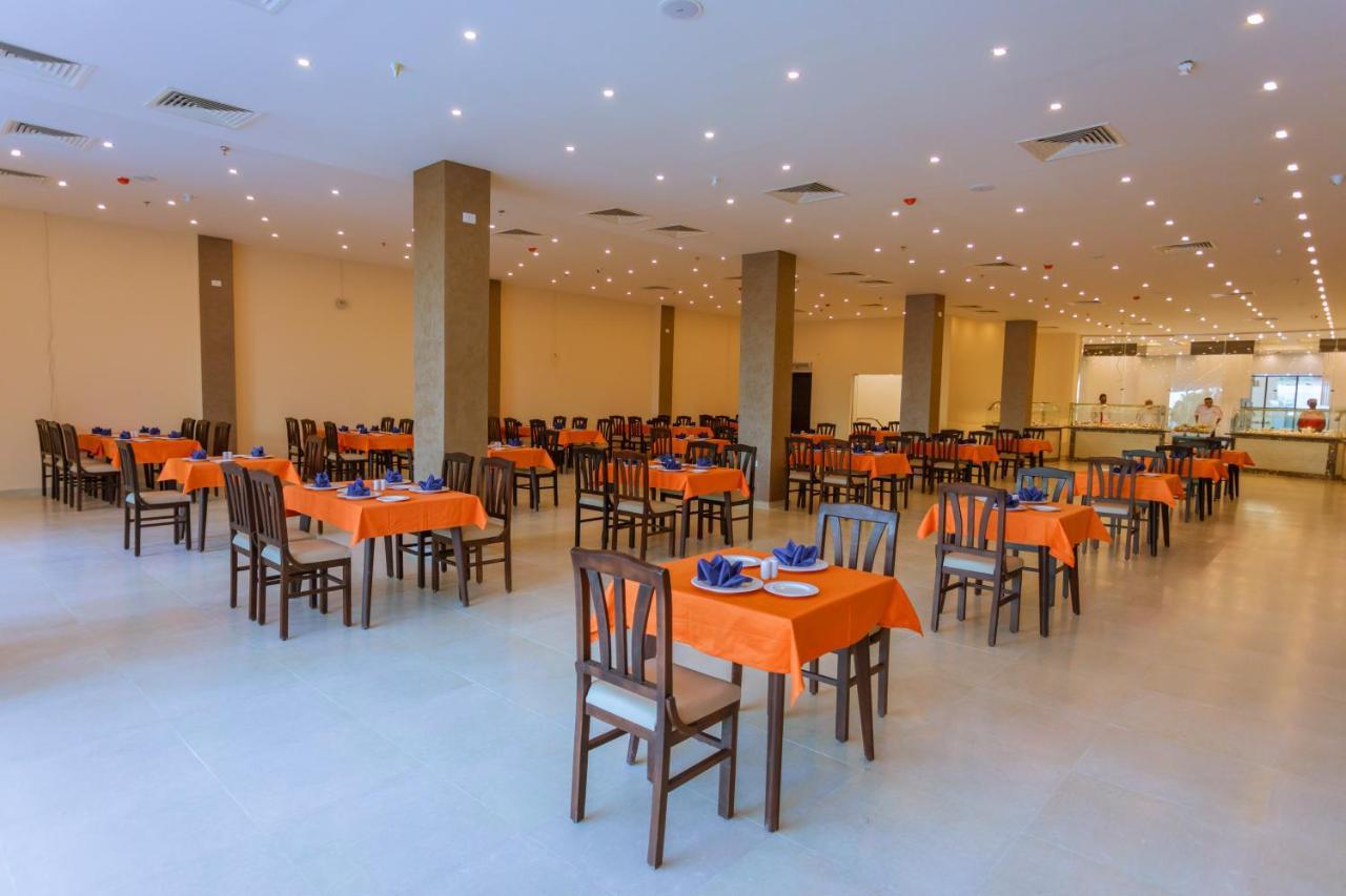 Hotel La Rosa Waves - Couple & Families Only 4*