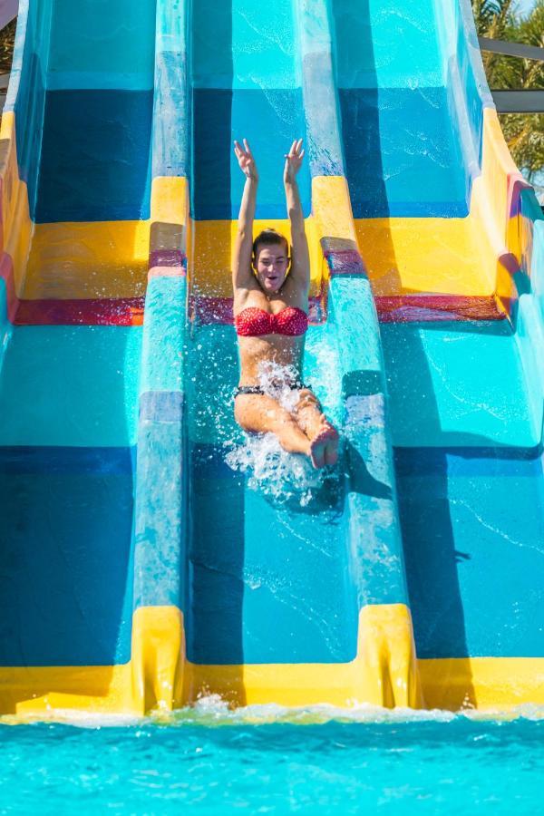 La Rosa Waves - Couple & Families Only 4*
