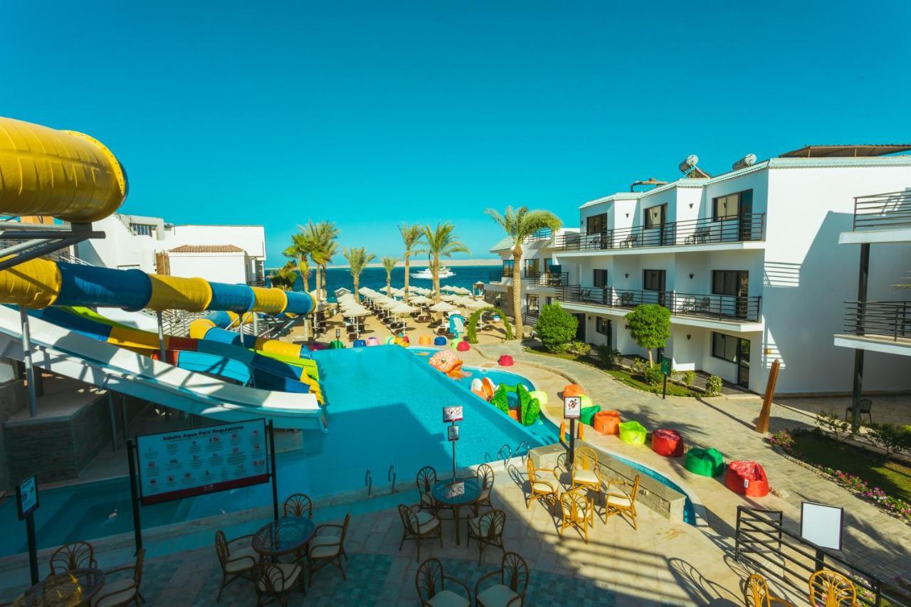 La Rosa Waves - Couple & Families Only 4*