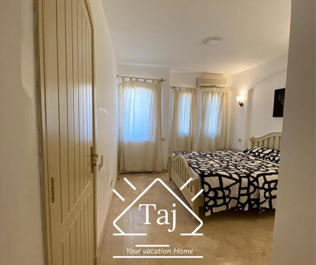 Taj Home, Amazing Pool And Lagoon View 2bedrooms