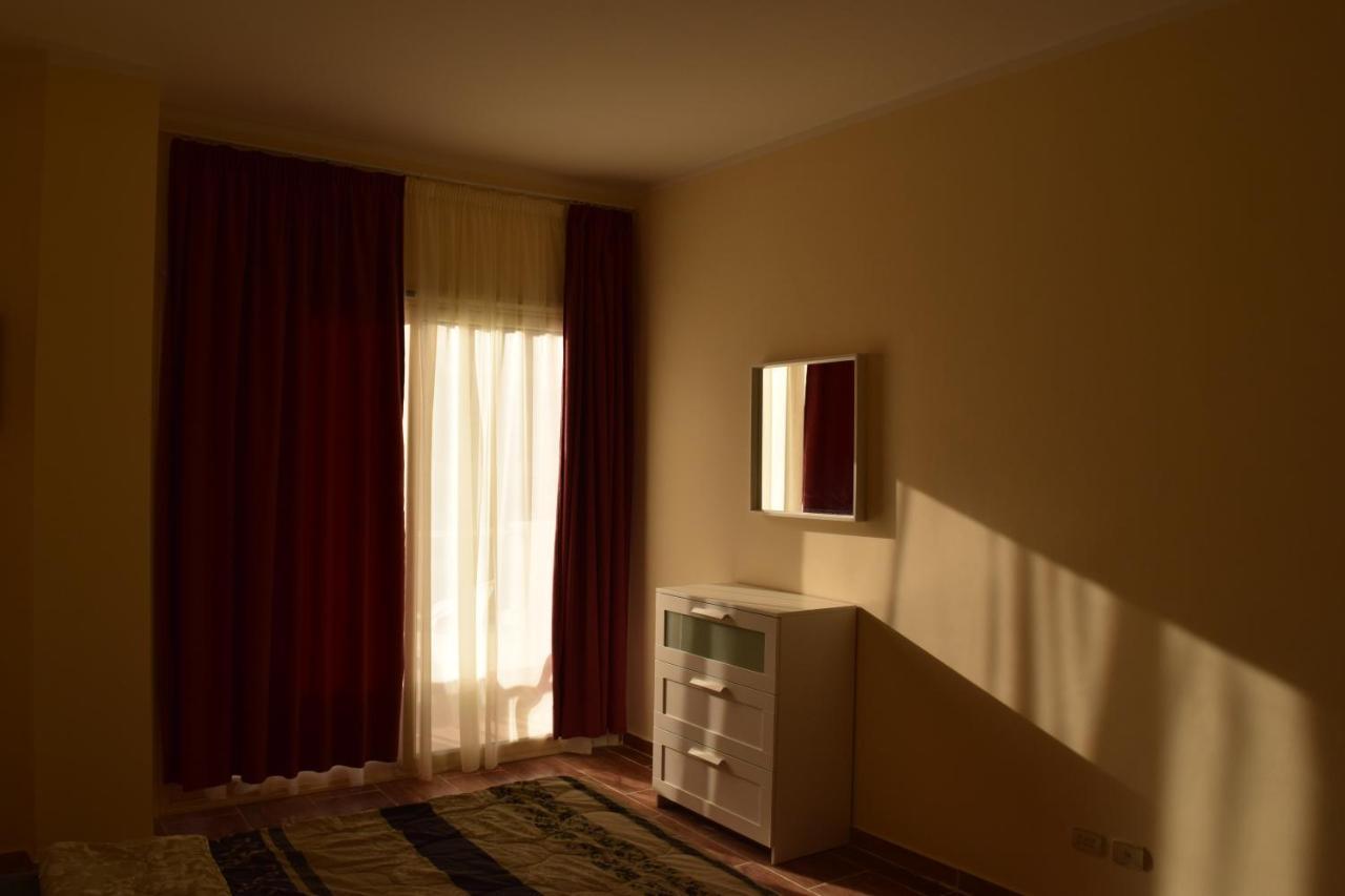 Apartment Florenza Khamsin 1 Bedroom With Swimming Pool View