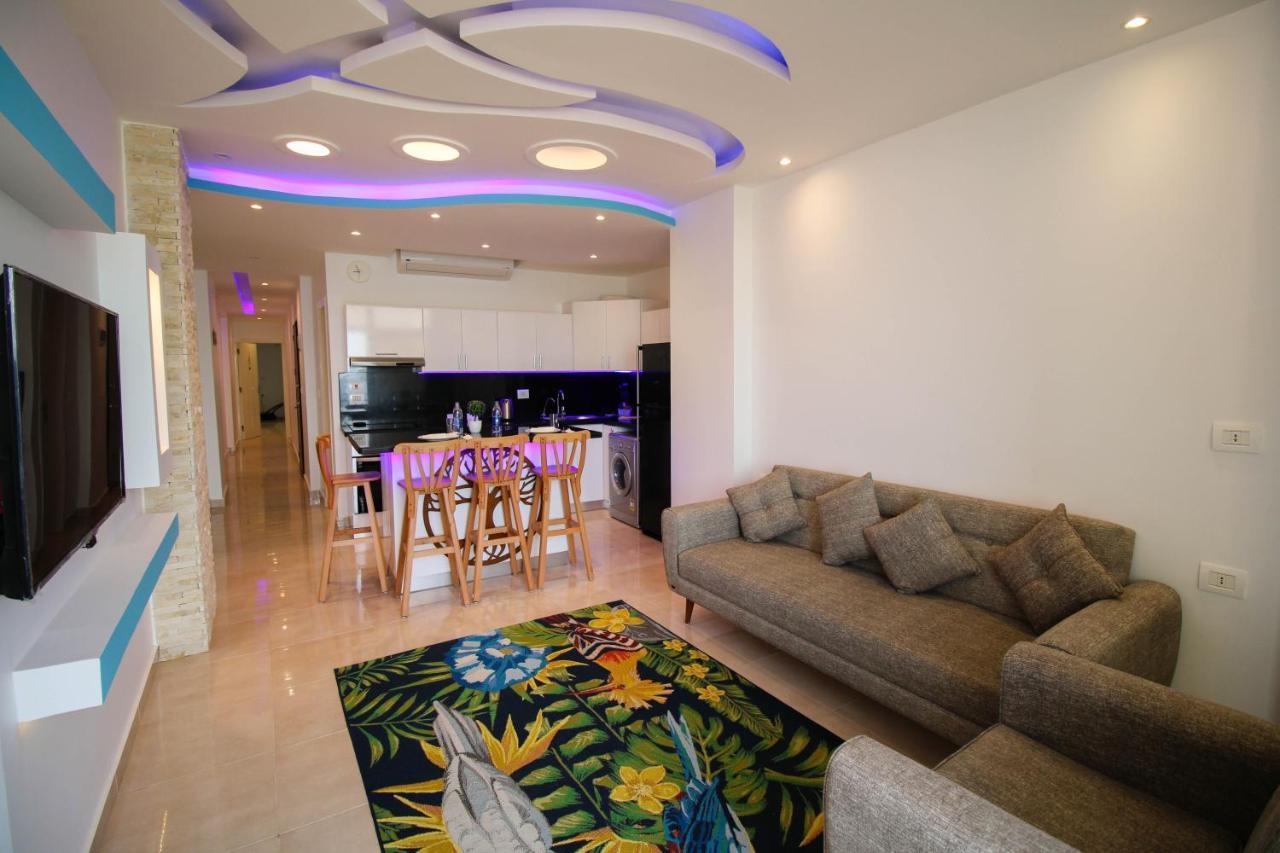 Seaview Center Apartment Hurghada