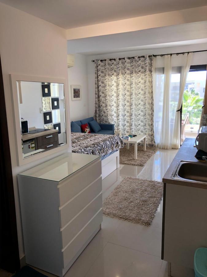 Apartment G Cribs B1f2 *