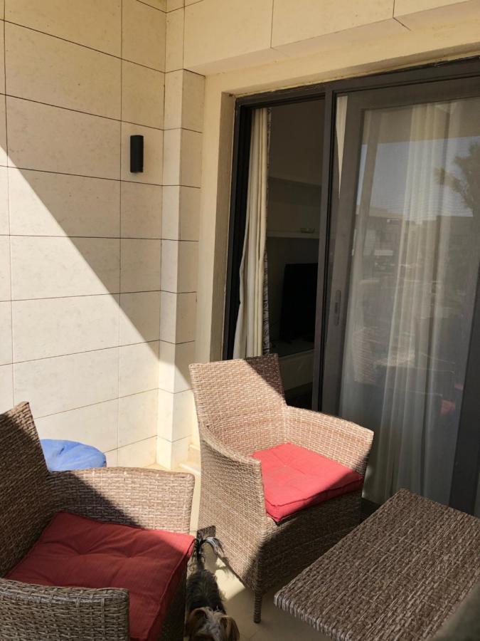 G Cribs B1f2 Apartment