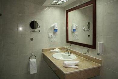 Golden 5 Sapphire Hotel