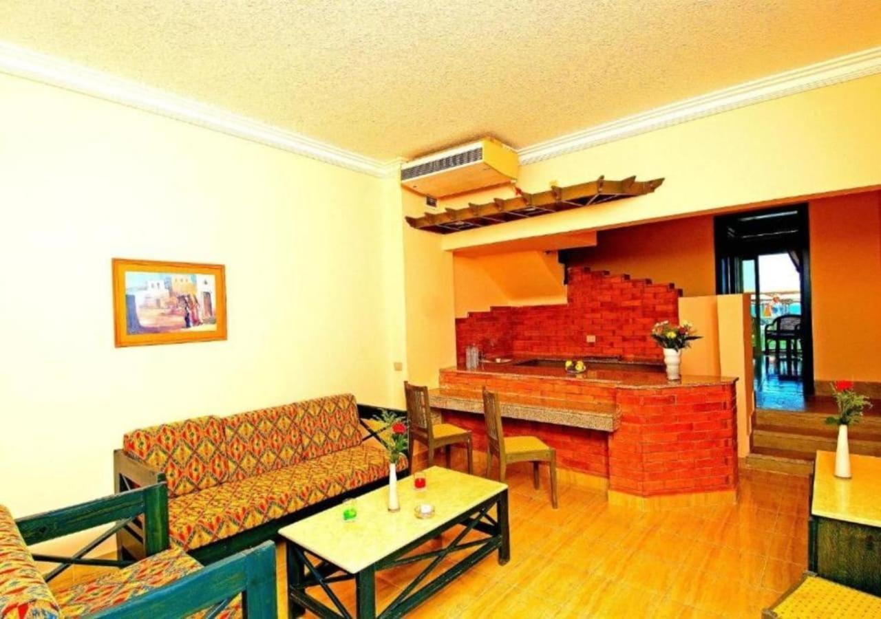 Resort Palm - Families&couples Only Hurghada
