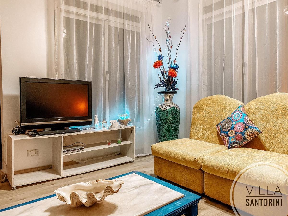 Villa Santorini *