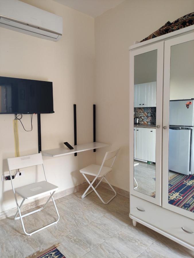 Cozy Little Near Kite Station. Appartement *