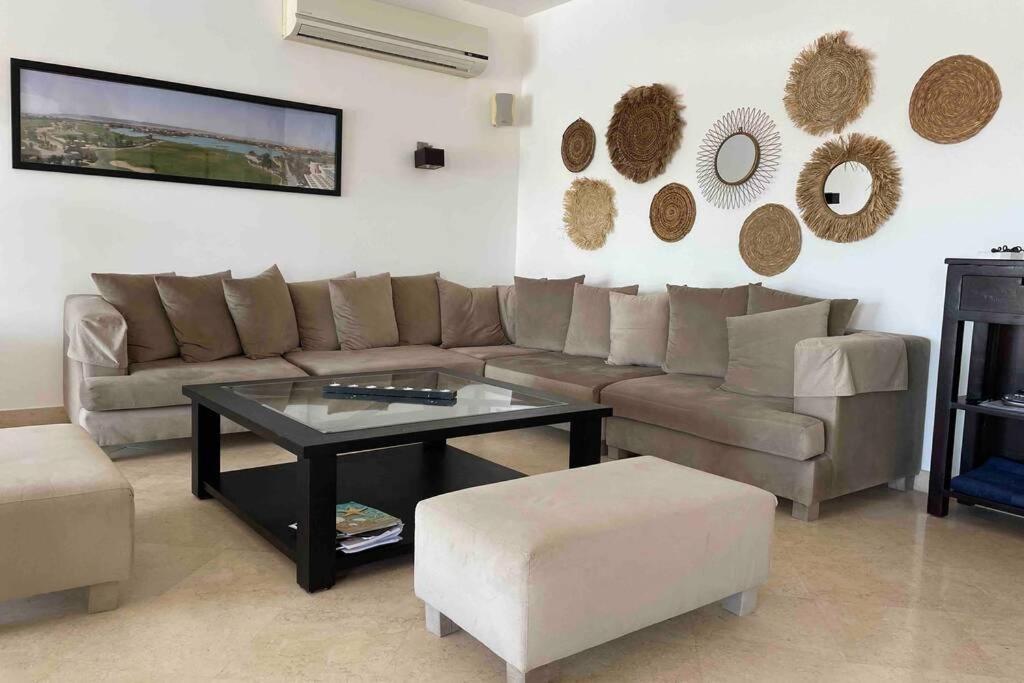 With 5 Bedrooms & 4 Bathrooms - Private Heated Pool * Hurghada