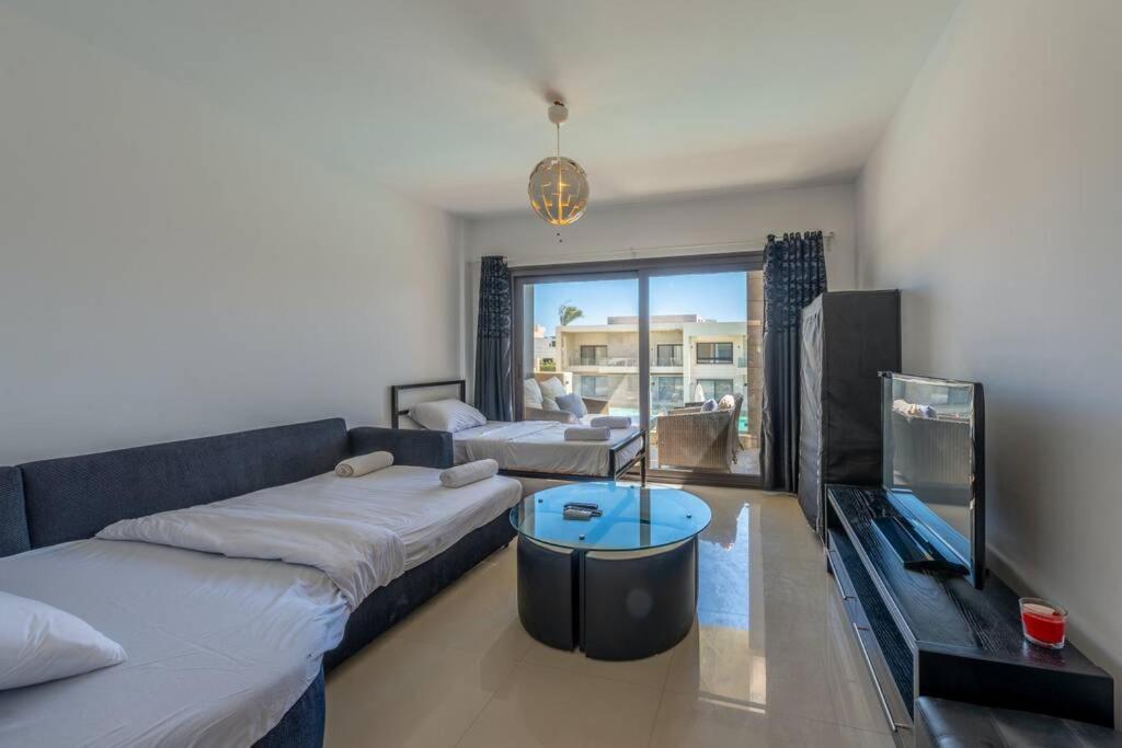 Cozy In G-cribs With Pool - Golden El Gouna