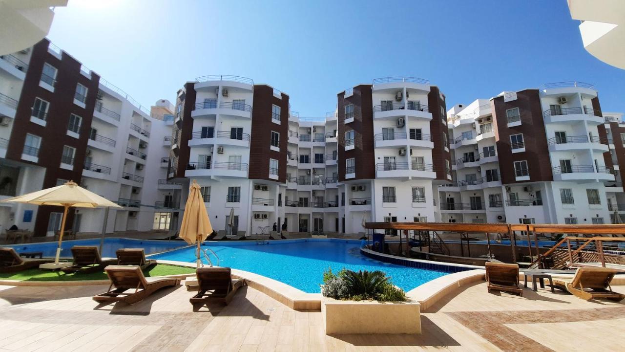Aqua Palms A210 *