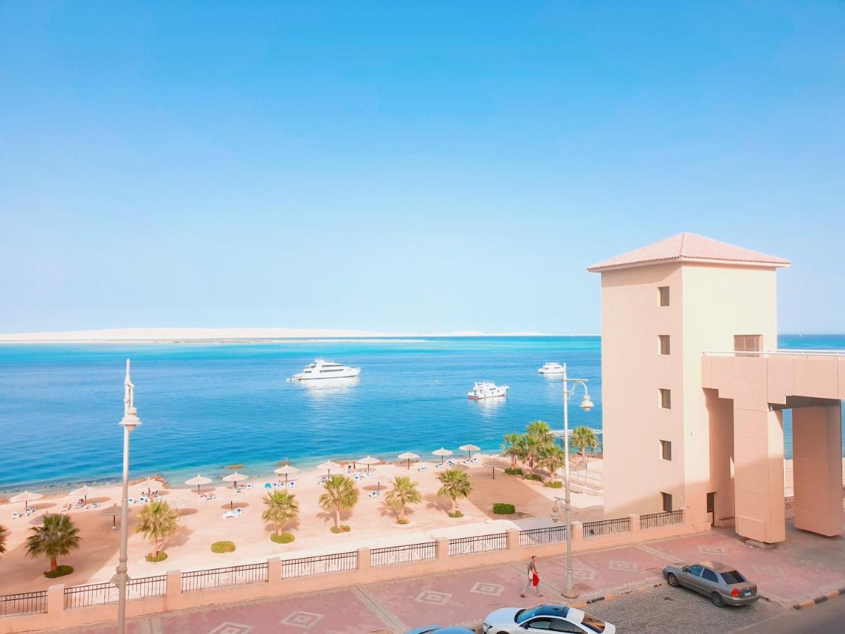 شاليه في كمبوند The View Apartment