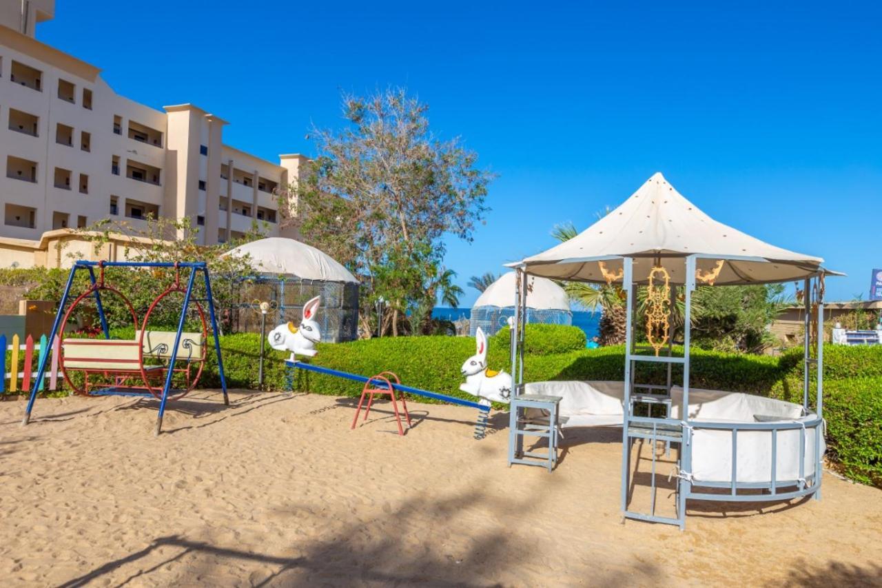 King Tut Aqua Park 4*