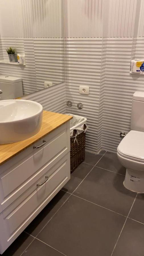 West Golf 1br *