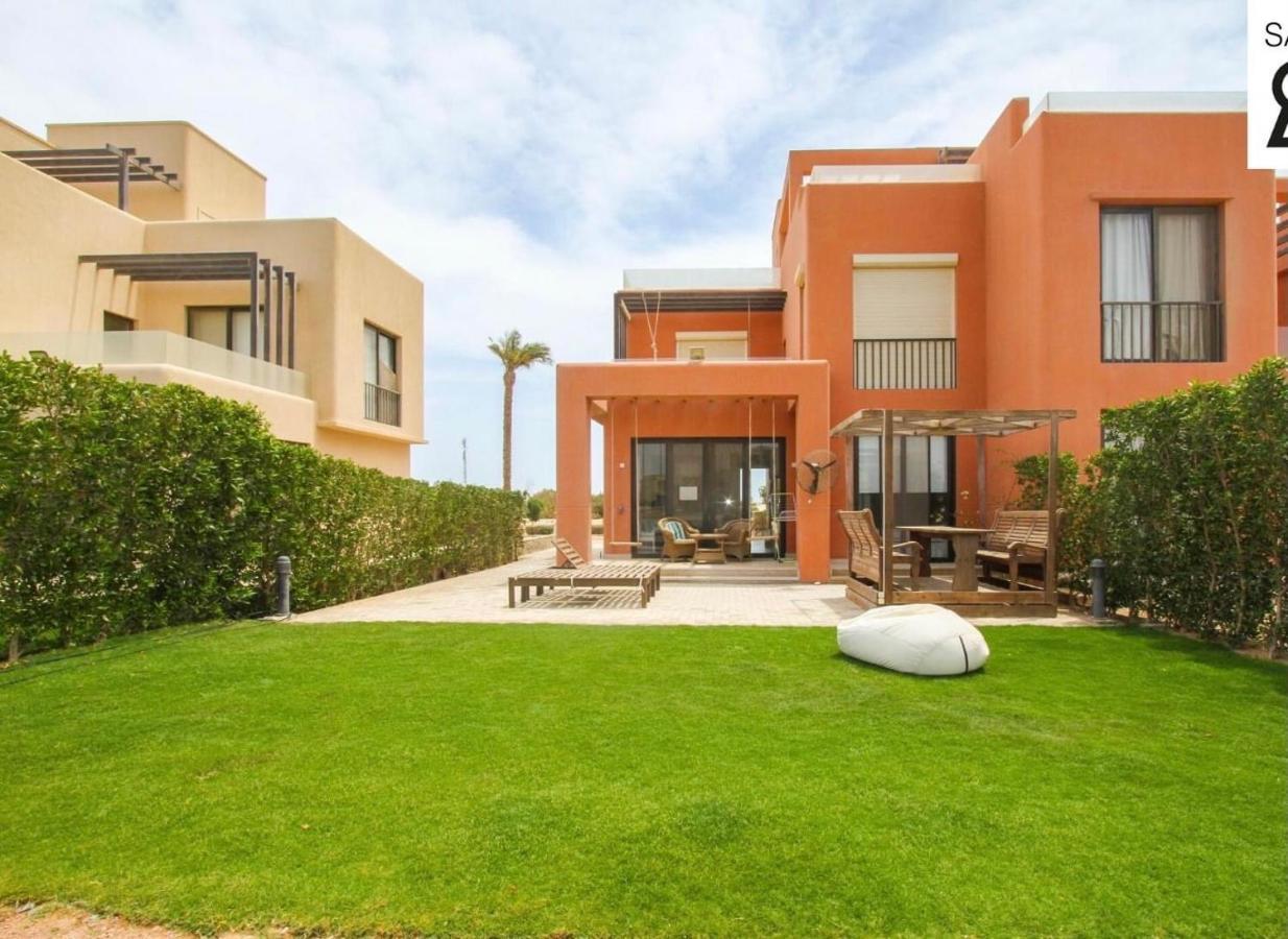 Luxurious 3br Lakefront Town-house Hurghada