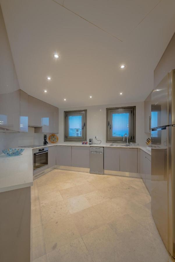 Heated Jacuzzi 2br On Yacht View