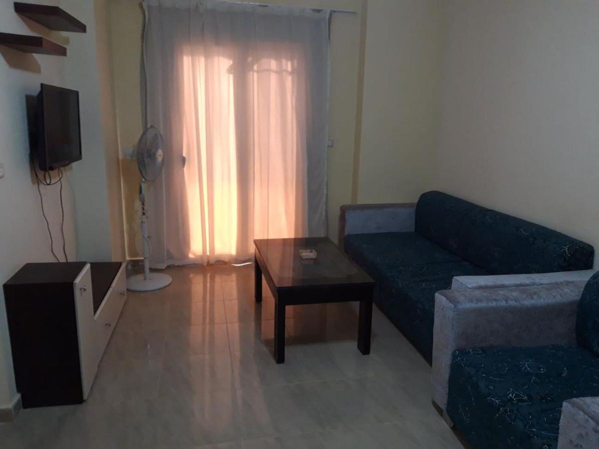Aparthotel Holiday Apartments