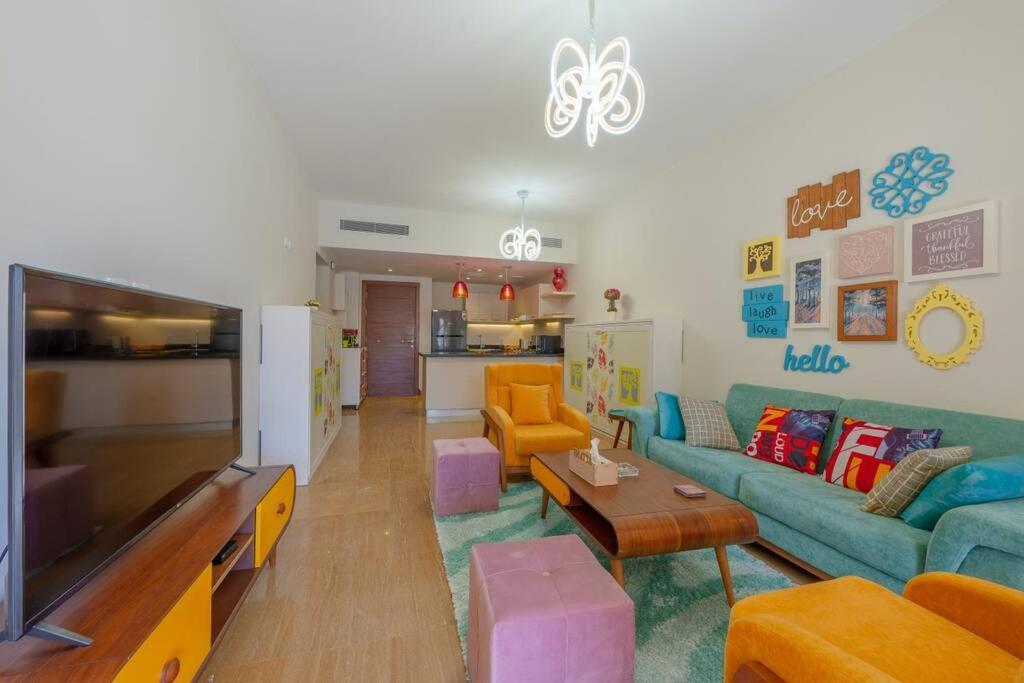 Marina Mosaique 1 Bedroom With Pool View Apartment *