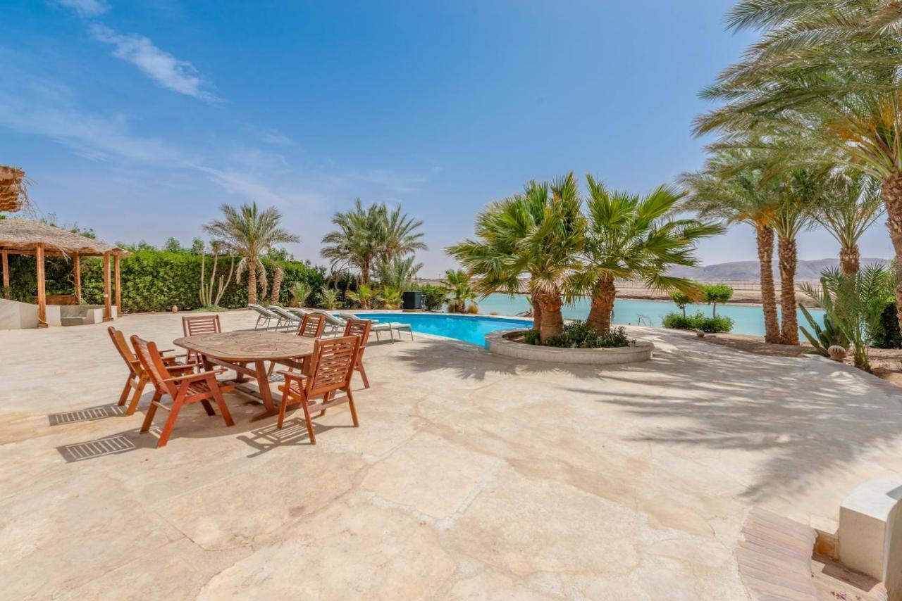 Villa Beautiful 4 Bedroom White With Heated Pool Hurghada