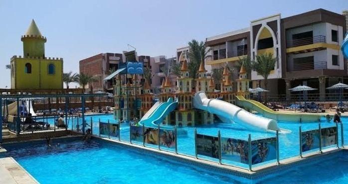 Aparthotel One Bedroom With Aqua View At Mirage Bay Hurghada