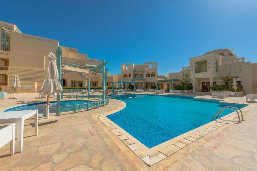 Marina Mosaique 1 Bedroom With Pool View Apartment Hurghada