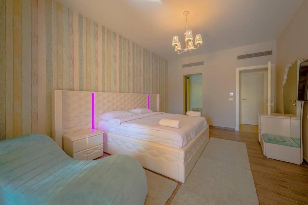 Marina Mosaique 1 Bedroom With Pool View Apartment *
