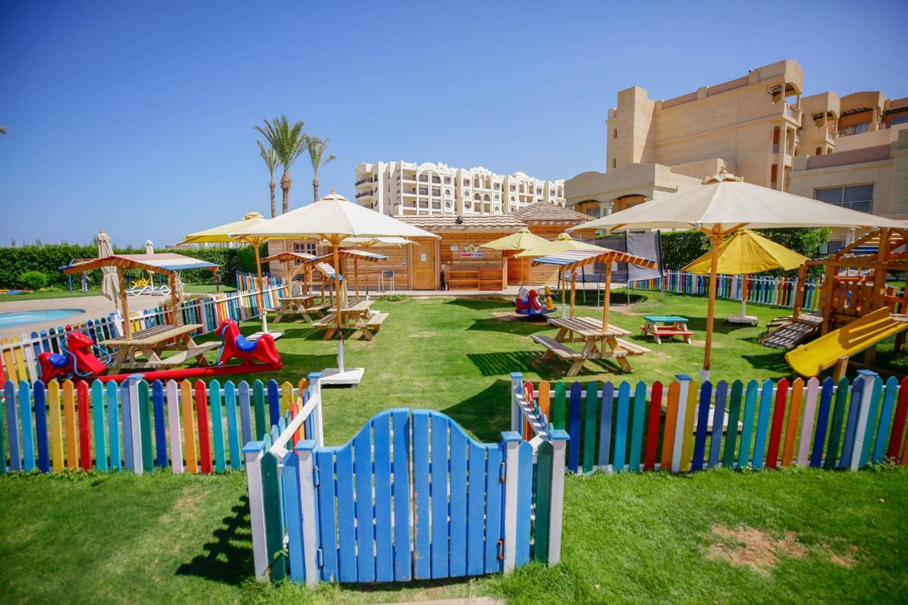 Resort Tropitel Sahl Hasheesh 5*