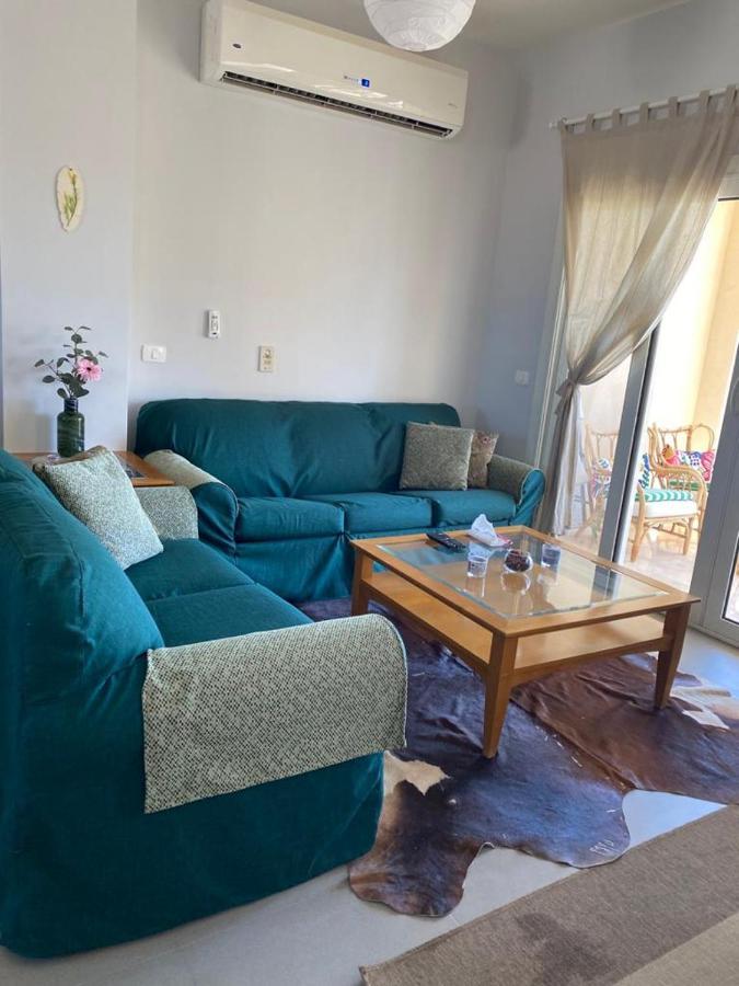 A Lovely 2 Bedroom At Waterside Apartment Hurghada