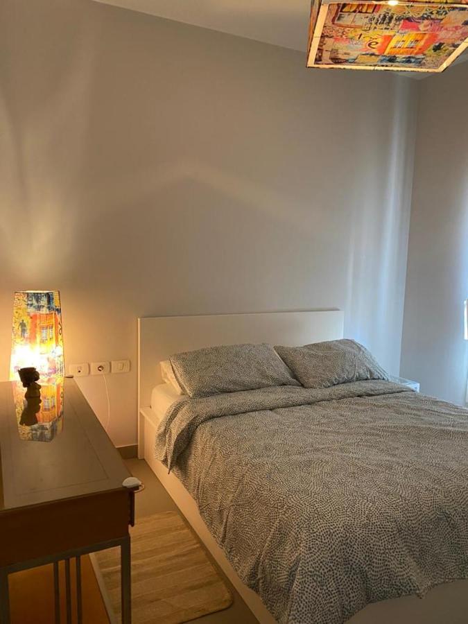 A Lovely 2 Bedroom At Waterside Apartment Hurghada