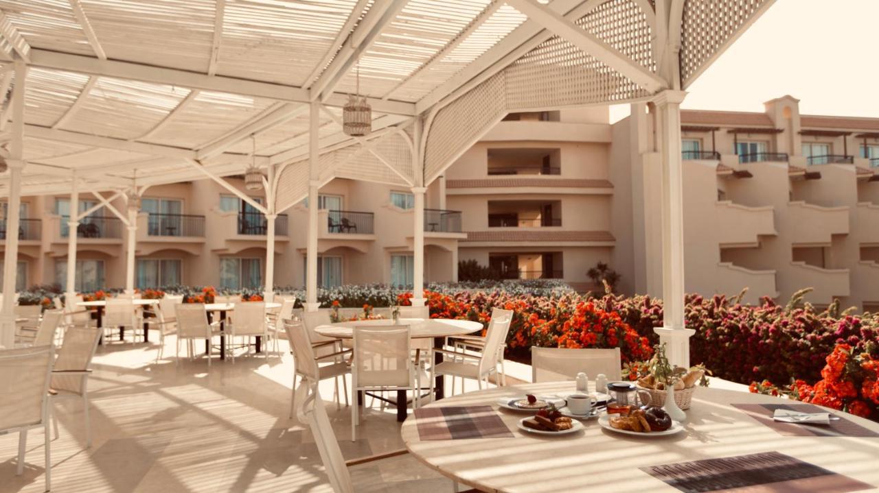 Hotel Pyramisa Beach Resort Sahl Hasheesh 5*
