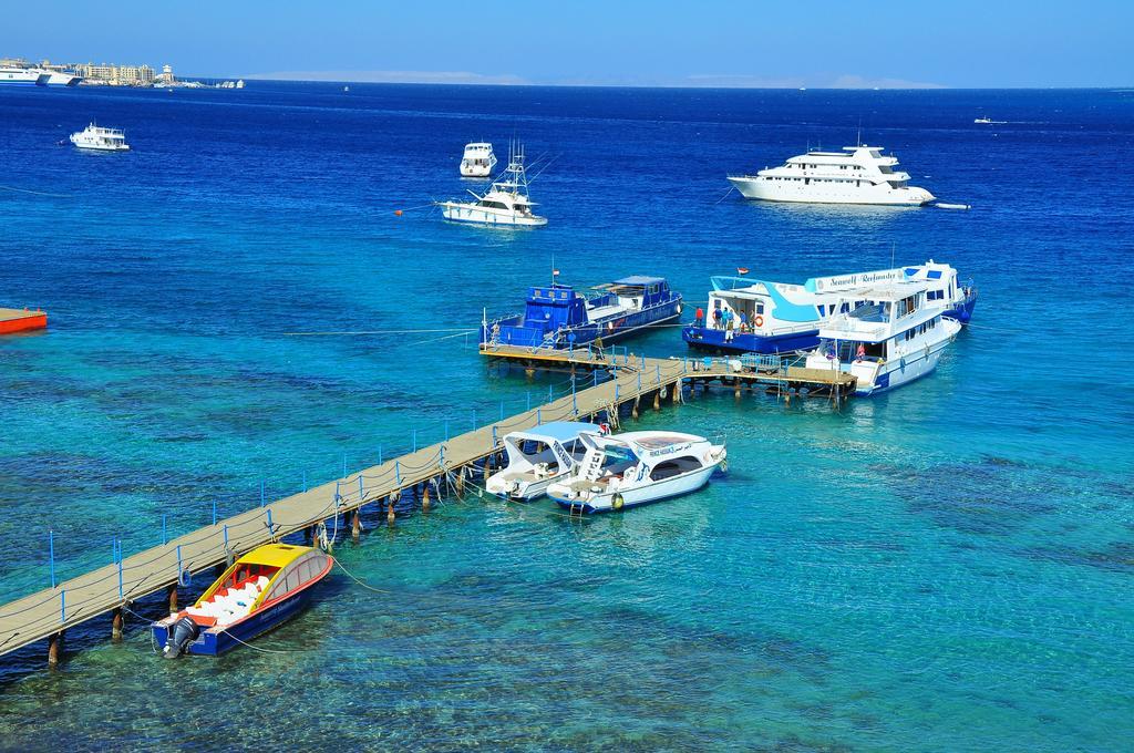 Alia Resort 4*