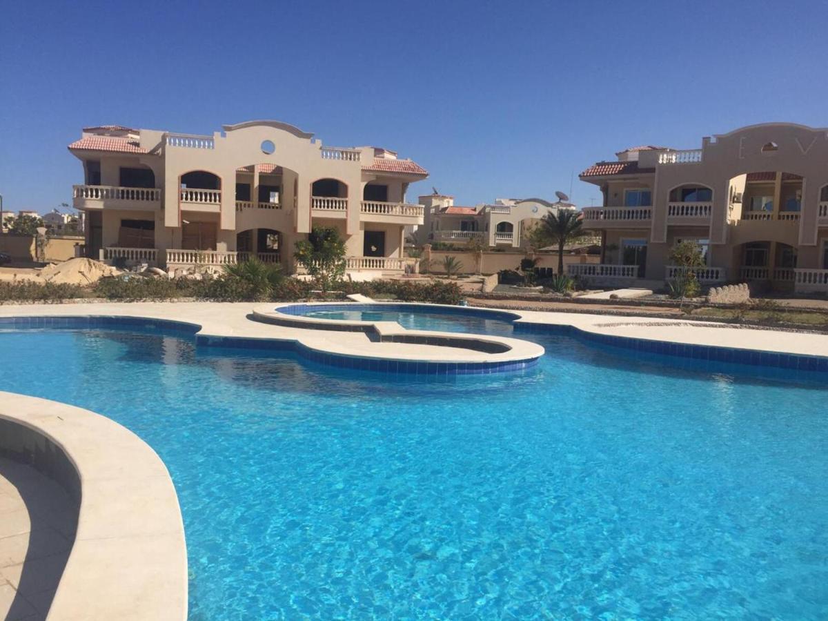 Mubarak 7 - A Small * Hurghada
