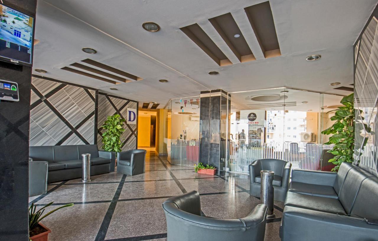 Pool View Near El Gouna With Floor Balcony & Kitchen *