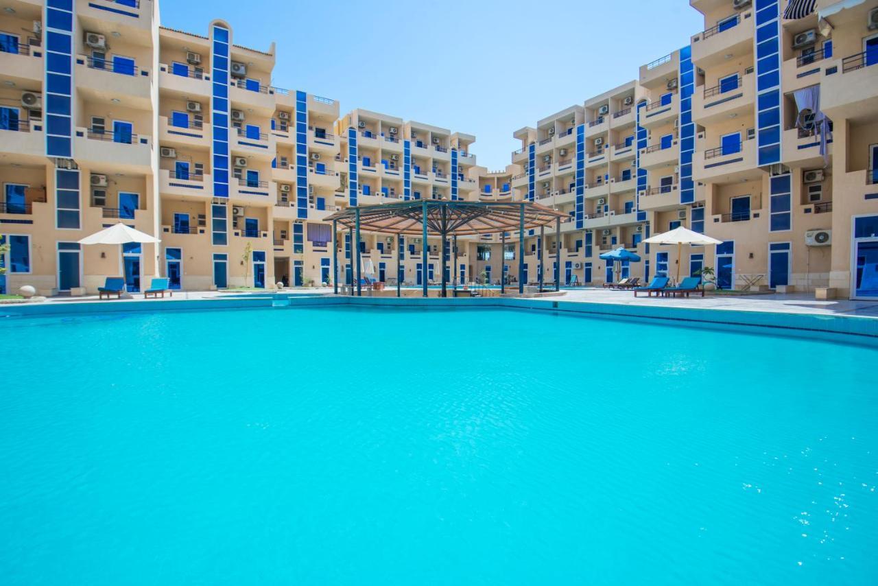 Pool View Near El Gouna With Floor Balcony & Kitchen * Hurghada