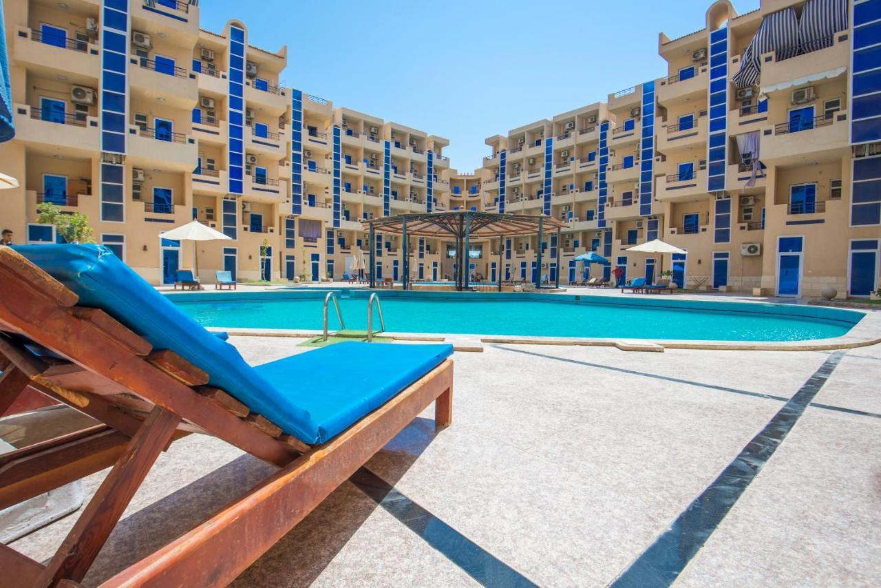 Pool View Near El Gouna With Floor Balcony & Kitchen * Hurghada