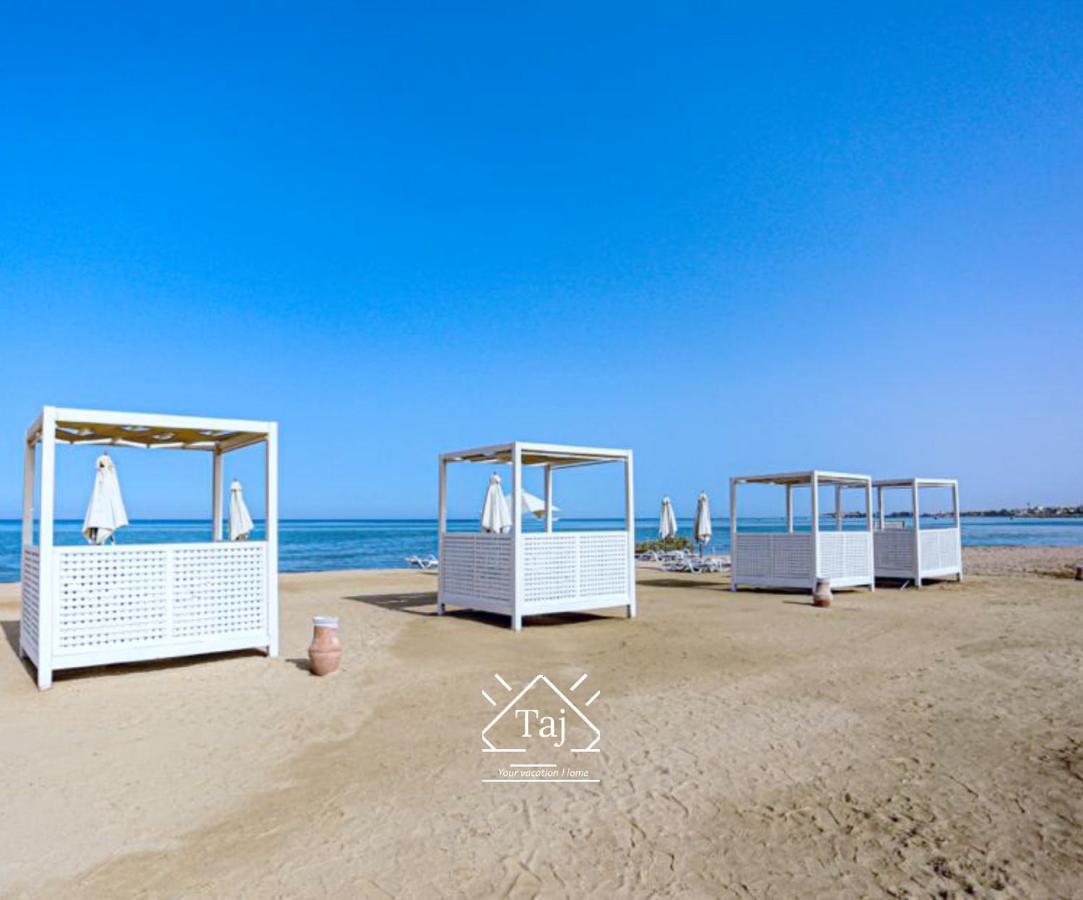 Taj Home, Mangroovy, Pool View, Free Beach Access With Nanny's Apartment *