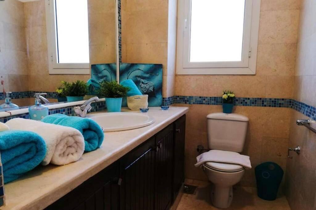 Villa Luxury 4 Bedroom With A Heated Pool