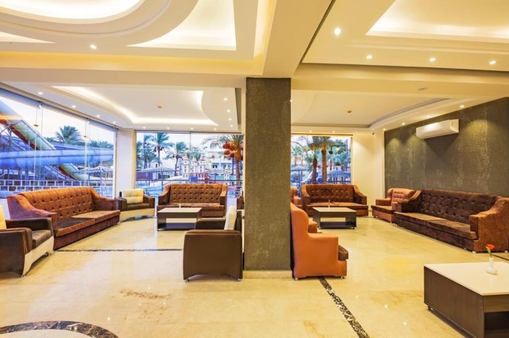One Bedroom With Aqua View At Mirage Bay Aparthotel Hurghada