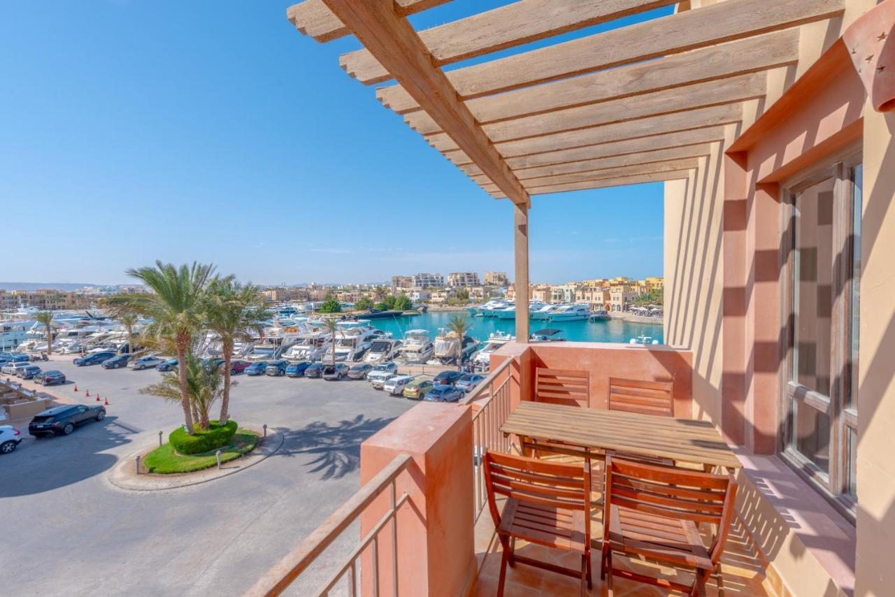 Lovely Sea View 2br In 