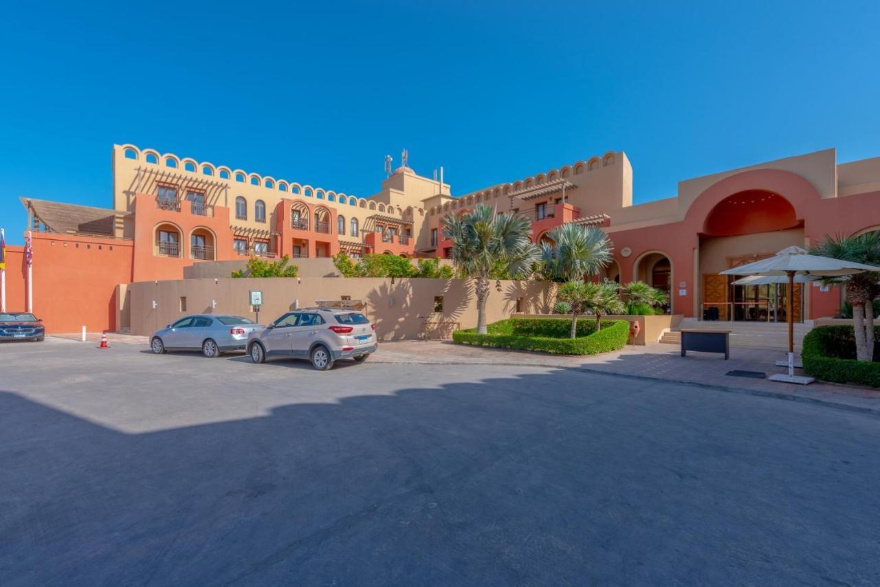 Lovely Sea View 2br In 