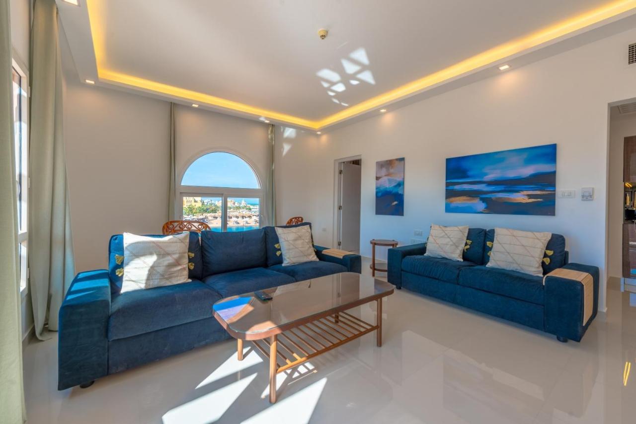 Lovely Sea View 2br In 