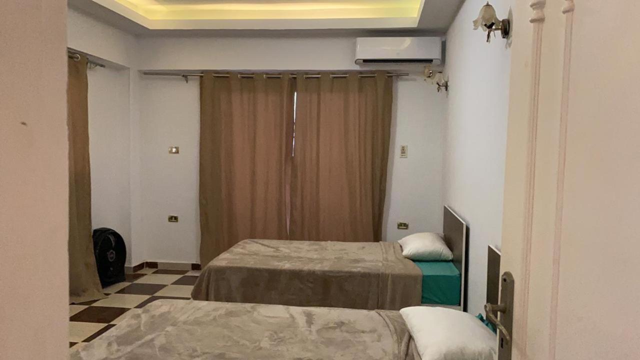 Villa Amazing With Pool In Mubarak 7